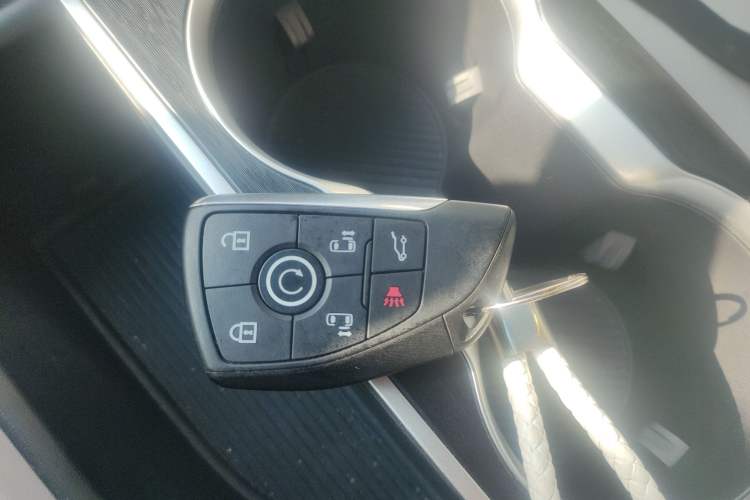 Used Buick GL8 2025 Lu Zun Deluxe Edition