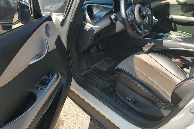 Used BYD Dolphin 2023 420 km Fashion Edition
