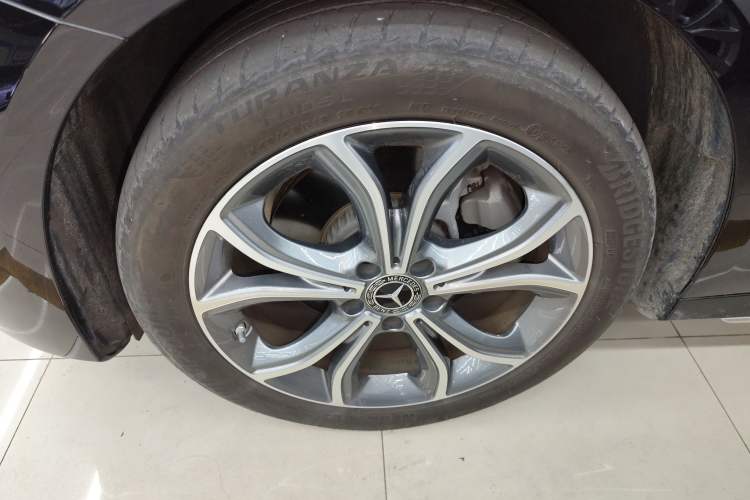 Used Mercedes-Benz E-Class 2023 Restyled E 300 L Sporty and Stylish Edition