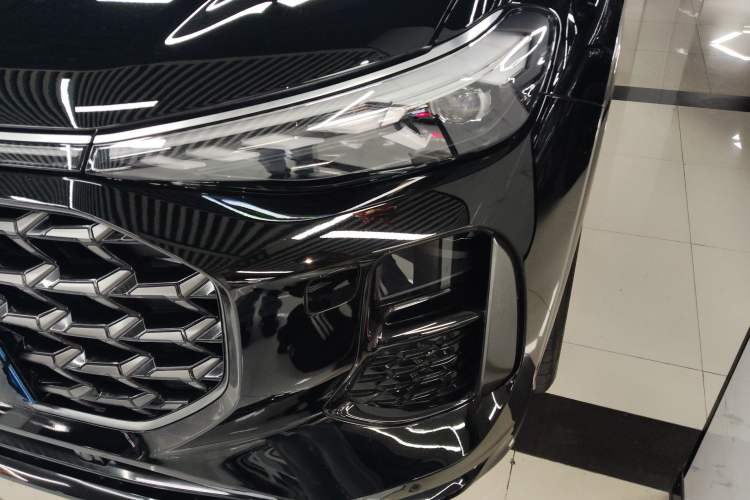 Used Audi Q6 2024 45 TFSI quattro Black Warrior Edition 7 Seats
