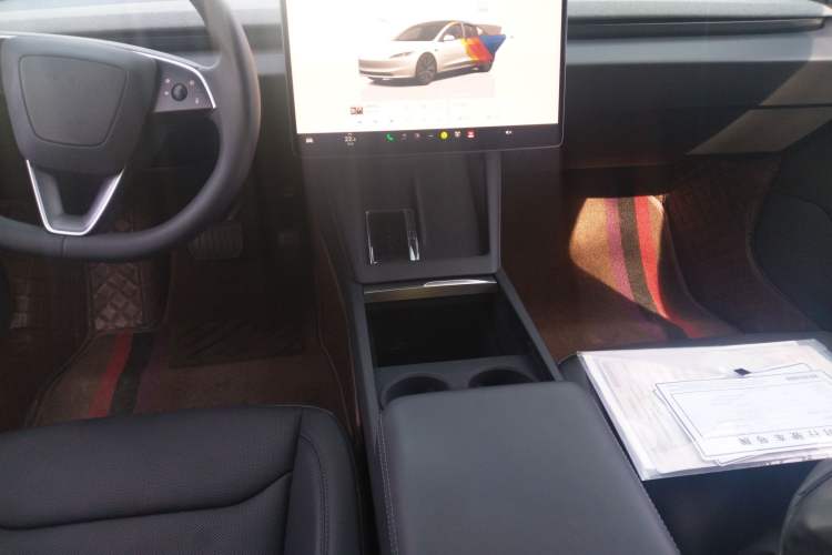 Used Tesla Model 3 2025 Rear-Wheel-Drive Version
