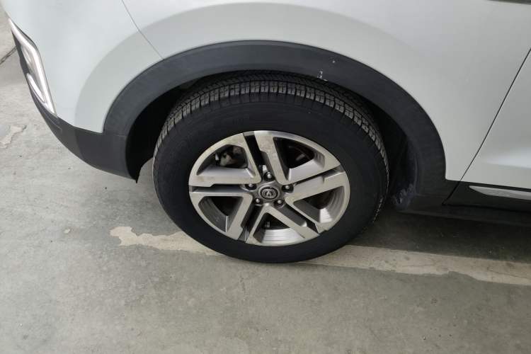 Used Changan CS55 2017 1.5T Manual Colorful Edition