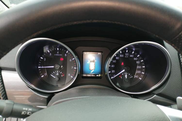 Used Haval H9 2016 2.0T Four-Wheel Drive Elite Version 7 Seats