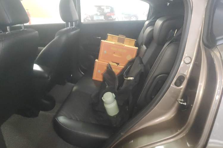 Used Honda XR-V 2015 1.8L EXi CVT Comfort Version