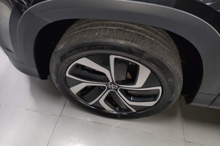 Used Volkswagen Tharu 2023 300TSI Two-Wheel-Drive Full Moon Edition