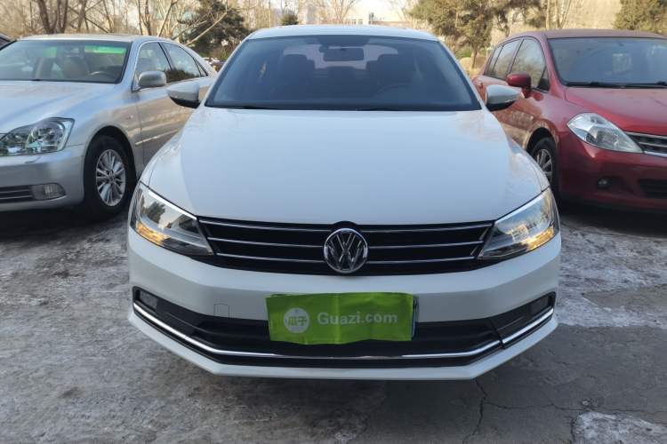 Used Volkswagen Sagitar 2017 230TSI Automatic Comfort Version