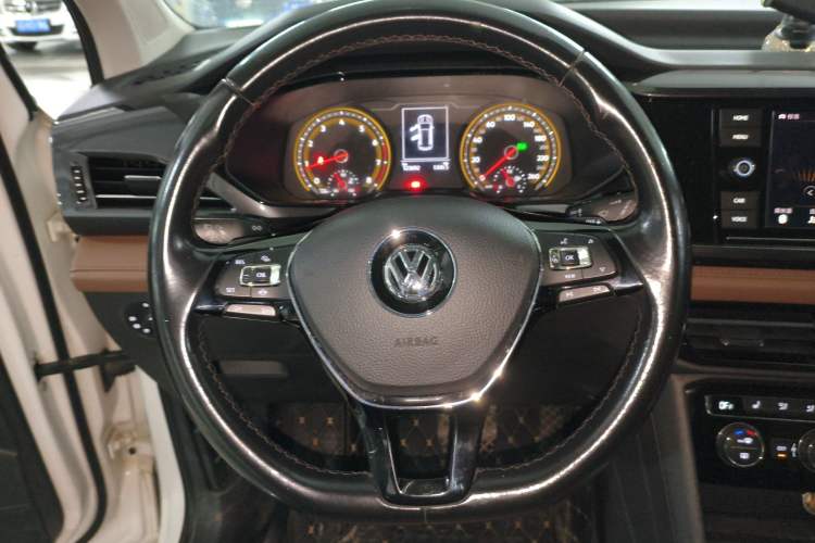 Used Volkswagen Tharu 2019 330TSI Four-Wheel Drive Luxury Edition China VI Standard