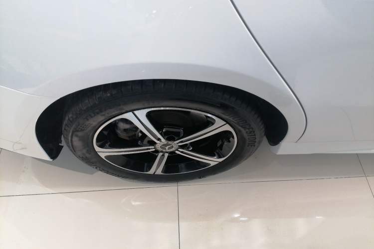 Used Mercedes-Benz A-Class 2022 Revised Version A 200 L Sport Sedan Fashionable Style