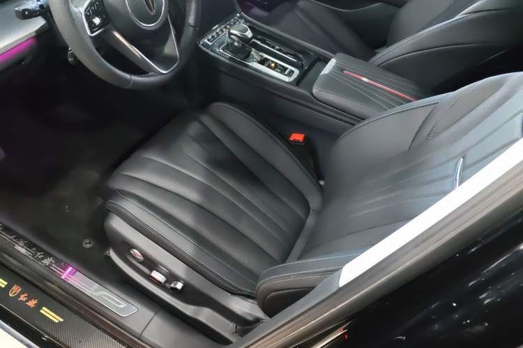 Used Hongqi H5 2024 2.0T Automatic Smart Connect Flagship Edition