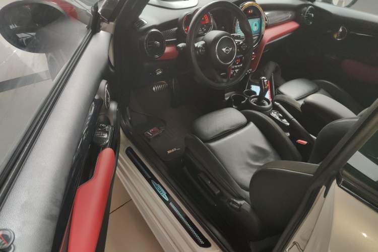 Used  JCW 2018 2.0T JOHN COOPER WORKS ALL-IN
