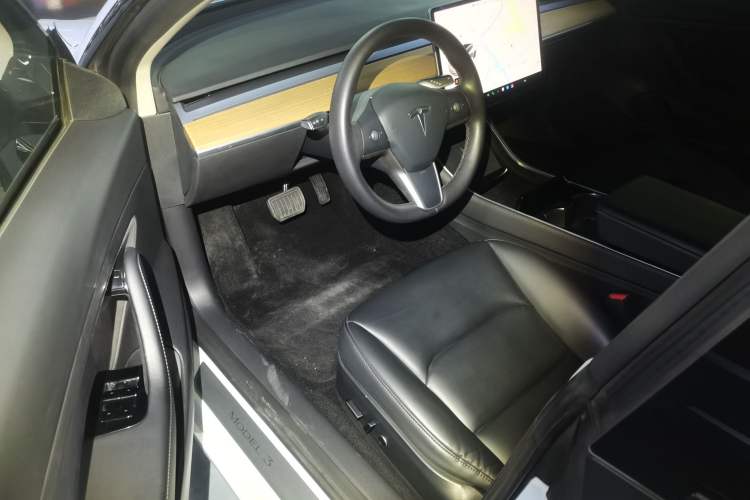 Used Tesla Model 3 2020 Revised Version Standard Range Rear-Wheel Drive – Upgraded Edition