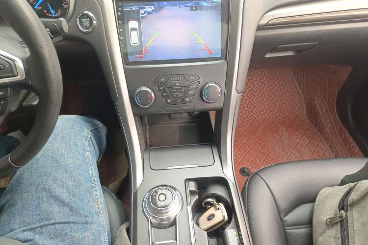 Used Ford Mondeo 2018 EcoBoost 180 Smart Control Fashion Model China VI Standard
