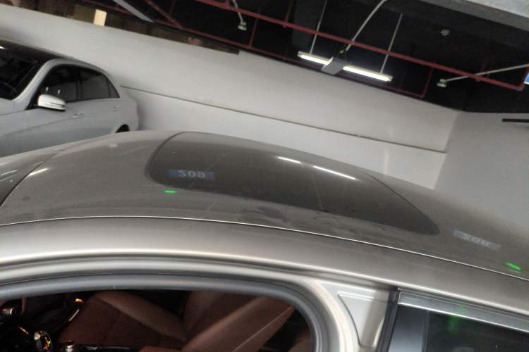 Used BMW 5 Series 2014 520Li Elegant Model
