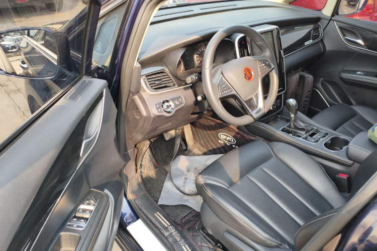 Used BYD Song MAX 2017 1.5T Automatic Smart Connect Elite 7-Seater
