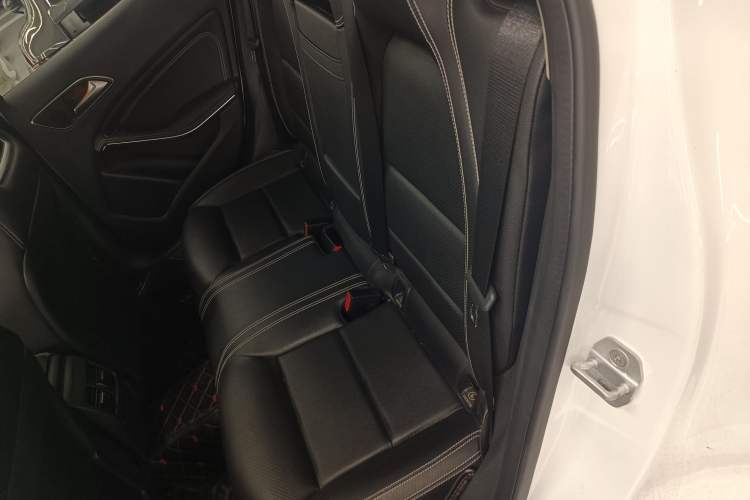 Used Mercedes-Benz GLA 2016 GLA 220 4MATIC Luxury Model
