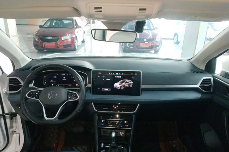 Used Volkswagen Tharu 2023 300TSI Two-Wheel-Drive Full Moon Edition
