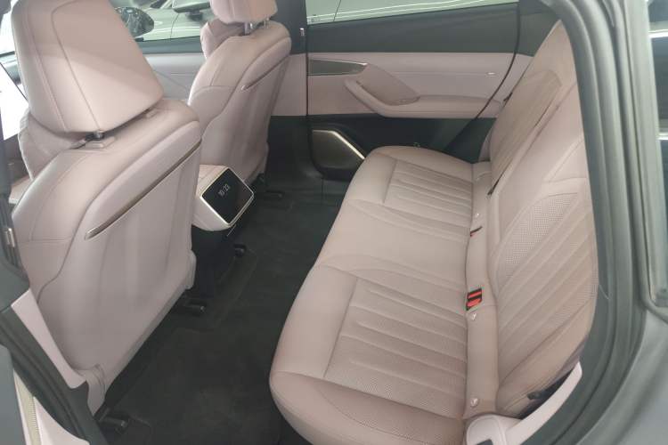 Used ONVO L60 2024 60 kWh Rear-Drive Version
