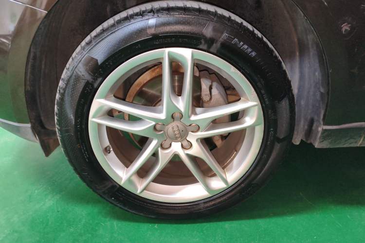 Used Audi Q5 2016 40 TFSI Comfort Model
