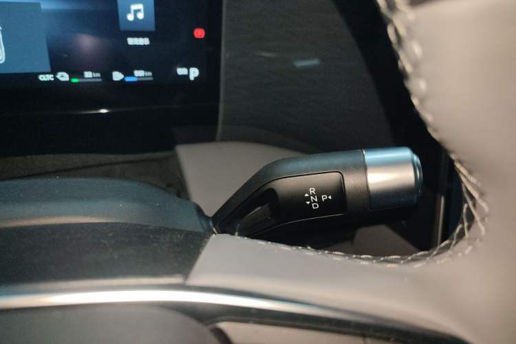 Used  L7 2025 EM-i 115km Exploration Edition
