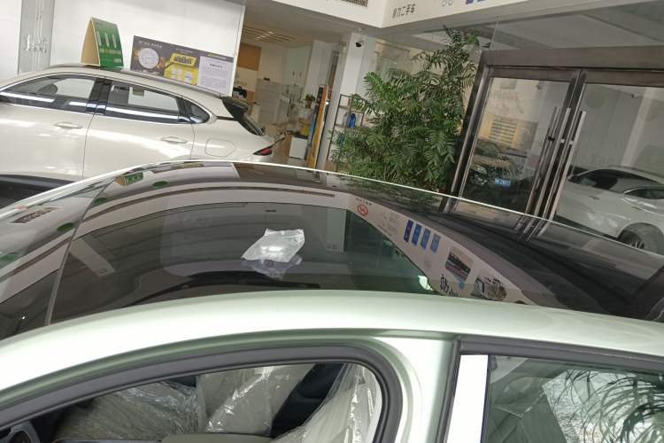 Used Bestune Yueyi 03 2025 565km Premium Edition