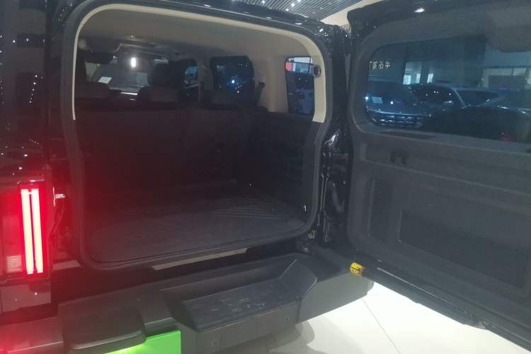 Used Tank 300 2021 Off-Road Edition 2.0T Conqueror
