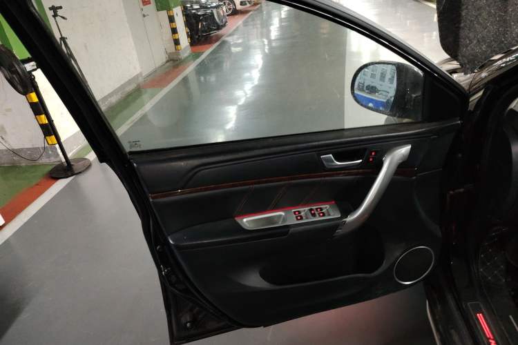 Used Haval H6 2015 Revised Version Sport Edition 1.5T Manual Transmission Two-Wheel Drive Elite Grade
