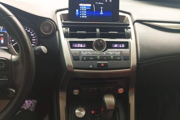 Used Lexus NX 2015 200T All-Wheel-Drive Fēngshàng Edition