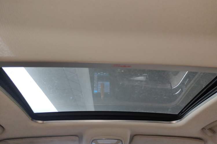 Used Zotye T700 2017 1.8T Dual-Clutch Prestige Model
