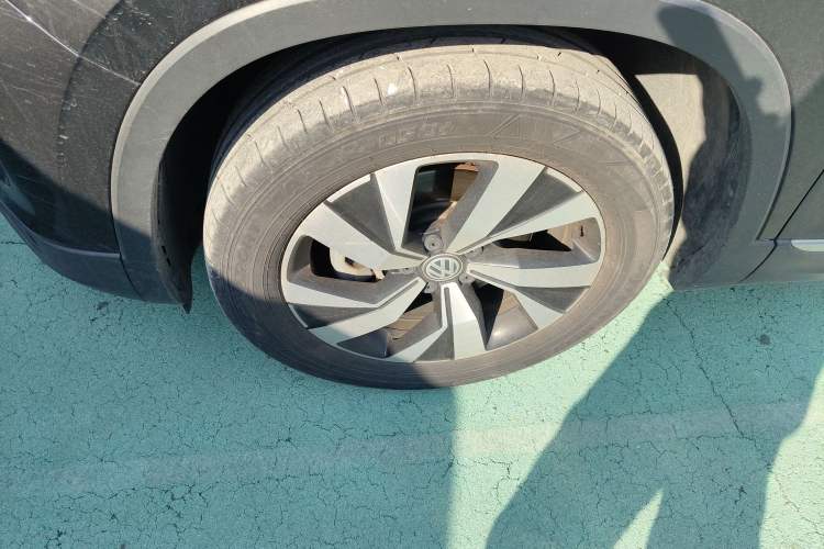 Used Volkswagen Tayron 2022 330TSI Two-Wheel Drive Luxury Smart Connectivity Version