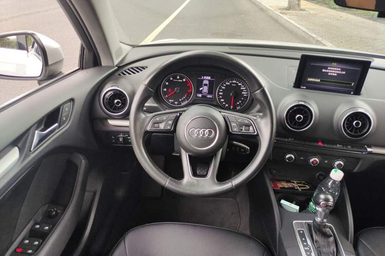 Used Audi A3 2018 30th Anniversary Edition Sportback 35 TFSI Ambition Model
