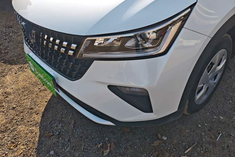 Used Wuling Alvez 2022 1.5L Manual Free-Style Model
