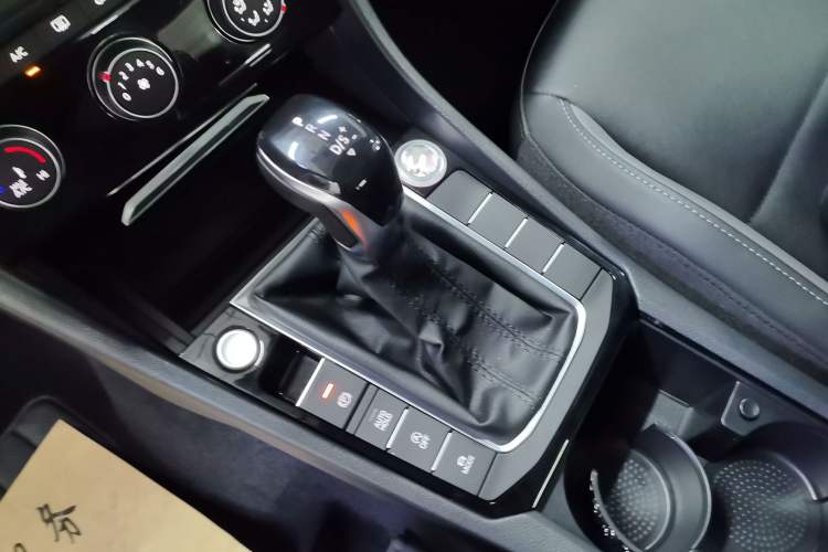 Used Volkswagen Sagitar 2020 200TSI DSG Comfort Version China VI Standard