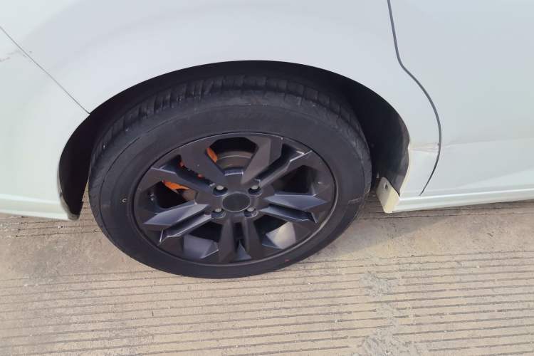 Used Dongfeng Aeolus Yixuan 2023 Mach Edition 1.5L Automatic Chasing Wind Version
