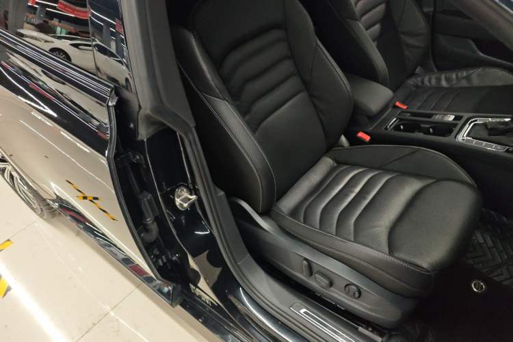 Used Volkswagen FAW-Volkswagen CC 2020 330TSI Glamour Edition China VI Standard
