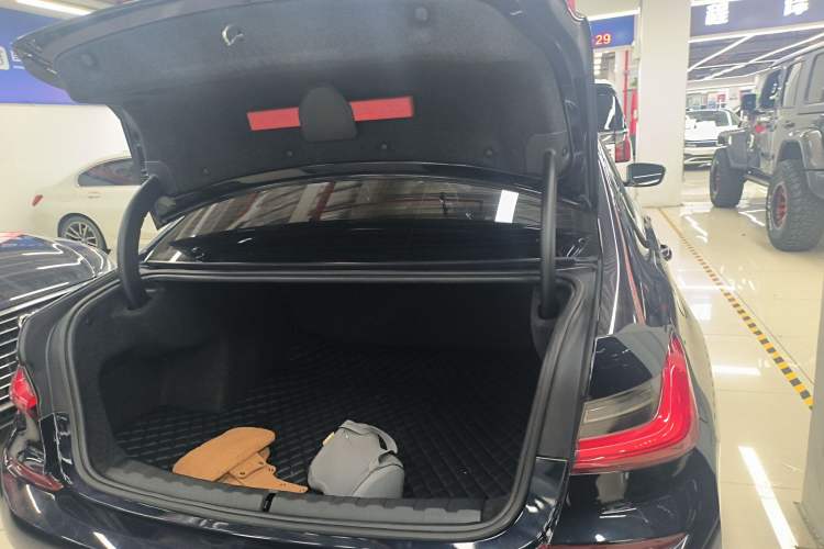 Used BMW 3 Series 2020 325Li M Sport Package
