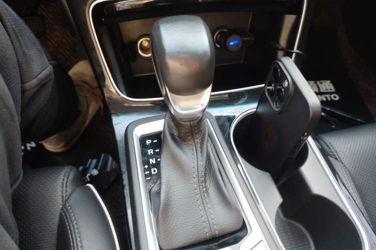 Used Hyundai Tucson 2020 280TGDi Two-Wheel-Drive GLS Fashion Edition China VI Standard
