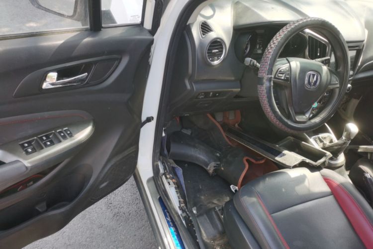 Used Changan CS15 2016 1.5L Manual Fashion Edition
