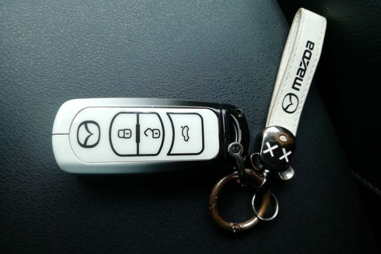 Used Mazda CX-5 2020 Revised Version 2.0L Automatic Two-Wheel Drive ZhiZun Trim
