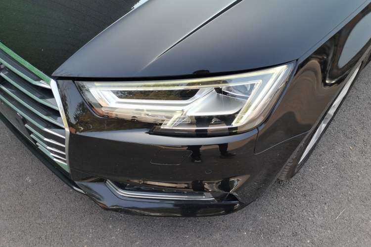 Used Audi A4L 2019 40 TFSI Ambition China VI
