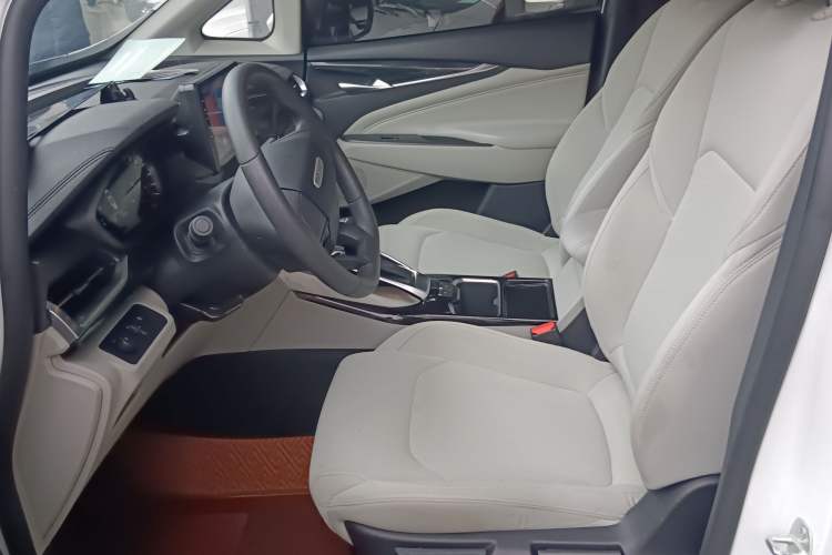 Used SAIC MAXUS G50 2022 1.5T Automatic Comfort Touring A