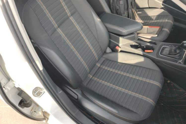 Used Volkswagen Lavida 2019 Hatchback 200TSI DSG Comfort Edition China VI
