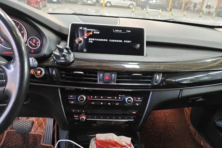 Used BMW X5 2013 xDrive35i U.S. specification
