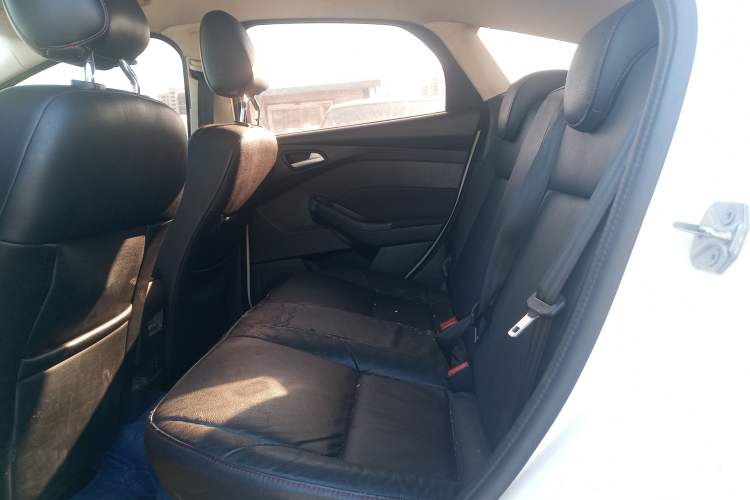 Used Ford Focus 2015 Hatchback 1.6L Automatic Comfort Model
