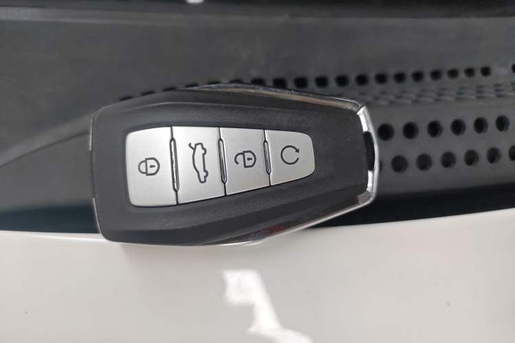 Used Geely Auto Emgrand S 2021 1.4T CVT Prestige Edition
