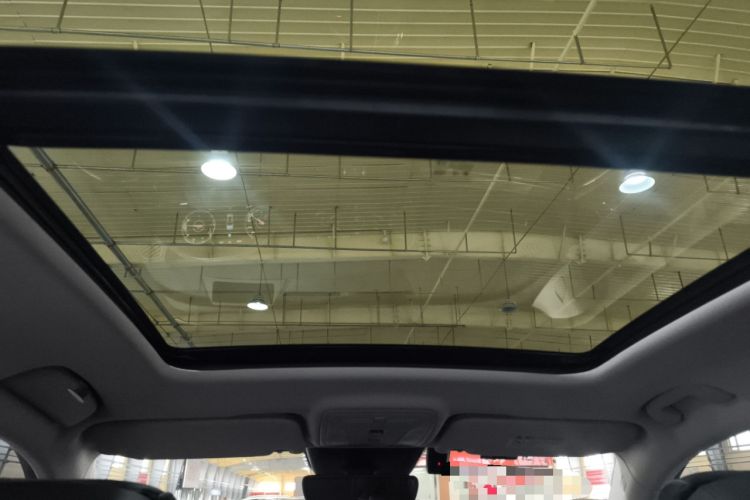 Used Hongqi HS5 2022 Facelifted Version 2.0T Smart Connect Flagship All-Wheel-Drive Edition
