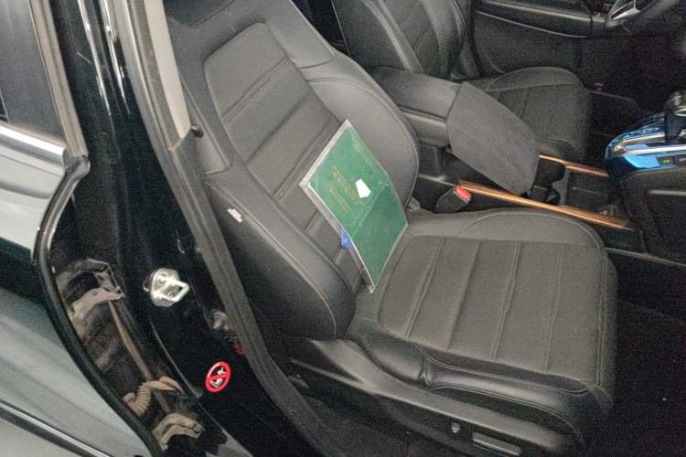 Used Honda CR-V 2017 240TURBO CVT Front-Wheel Drive Fashion Edition
