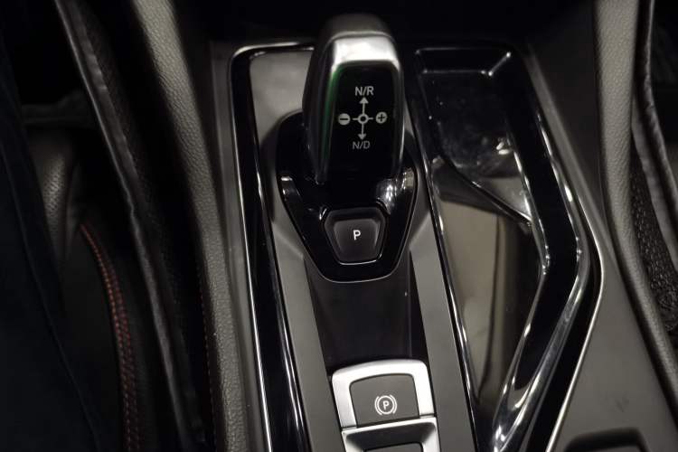 Used Lynk & Co 02 2018 1.5T DCT Two-Wheel Drive Sporty Version China V Standard
