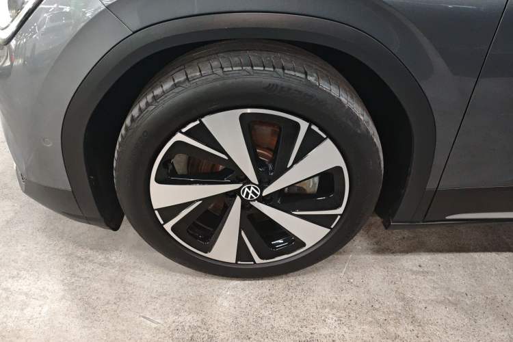 Used Volkswagen ID.6 X 2023 Ultra-Intelligent Long-Range Version
