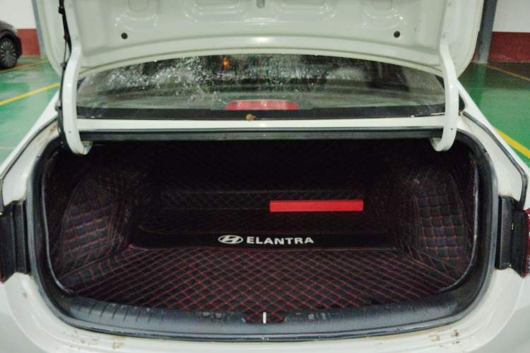 Used Hyundai Celesta 2017 1.6L Automatic Enjoyment Version GLS