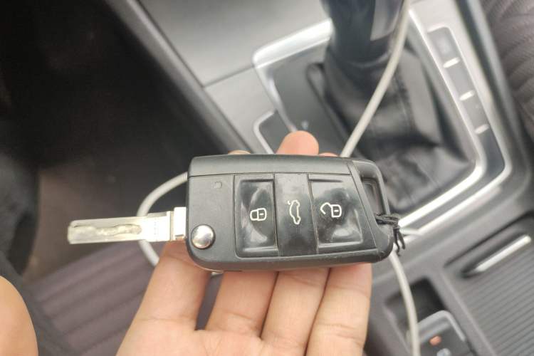 Used Volkswagen Golf 2015 1.4TSI Automatic Comfort Model
